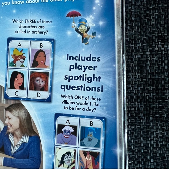 NIB Disney Pictopia Family Picture-Trivia Game - Picture 4 of 9